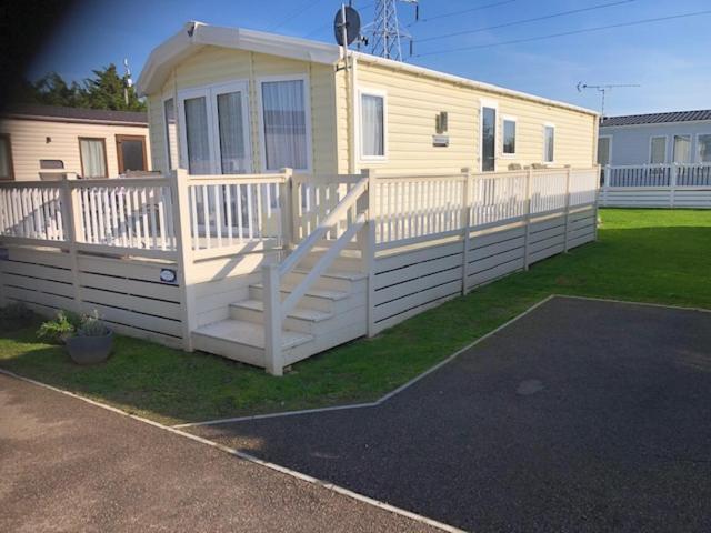 Birchington Vale Entire Holiday Home Westgate-on-Sea エクステリア 写真