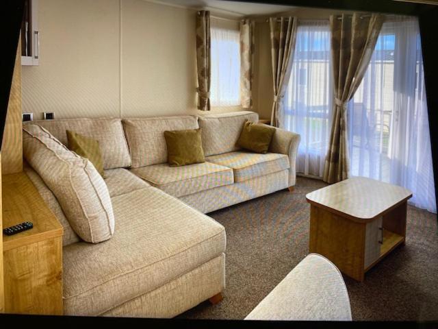 Birchington Vale Entire Holiday Home Westgate-on-Sea エクステリア 写真